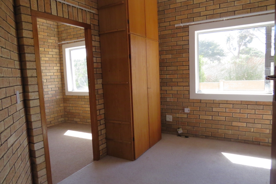 3 Bedroom Property for Sale in Stilbaai Wes Western Cape